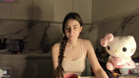 Ayesha online show from February 13, 3:08 pm