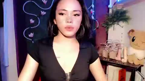 ayesha_x online show from November 5, 7:41 am