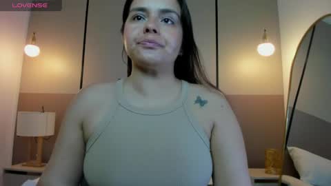 Alyda Jaramillo online show from April 9, 7:30 pm