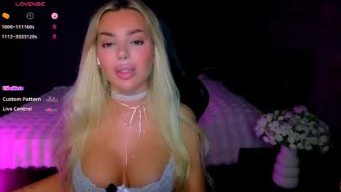  Ayla Demir  online show from July 13, 8:00 pm