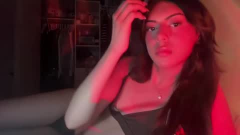 Snapshot of ayla_irene chatting on July 16, 6:30 am ayla irene online show from July 16, 6:30 am