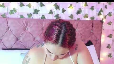 aylamarttinez online show from February 3, 1:37 am