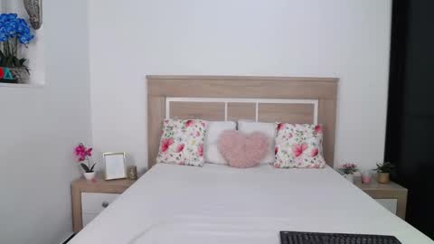 Aylin Ross online show from November 17, 7:52 pm