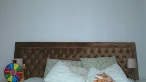 Aylin online show from October 17, 4:04 am