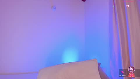 Aylin  online show from February 5, 7:50 am