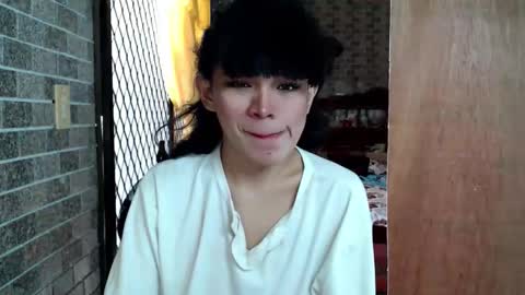 aymkyline online show from November 14, 2:10 am