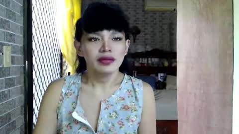 aymkyline online show from December 19, 2:18 am