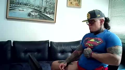 Ayrton naffah2 online show from December 17, 7:20 pm