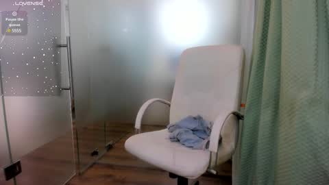 Ayumi online show from March 11, 8:20 am