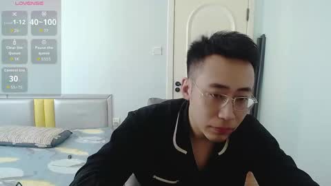 ayyzqh66 online show from April 29, 5:55 am