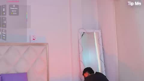 Snapshot of aziel_tay chatting on October 20, 11:32 am aziel_tay online show from October 20, 11:32 am