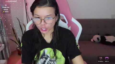 Azu  online show from March 29, 12:54 am