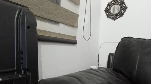 Snapshot of azulenna_05 chatting on September 17, 1:40 am lenna online show from September 17, 1:40 am