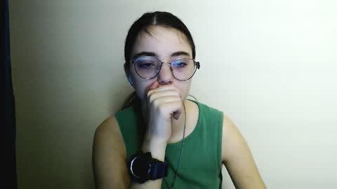 azumi_chan_ online show from December 13, 10:37 pm