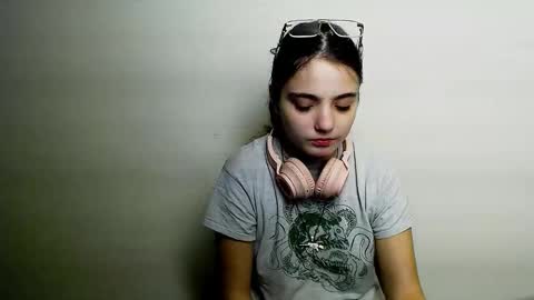 azumi_chan_ online show from December 22, 10:51 pm