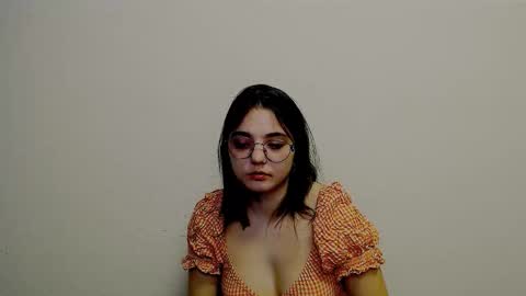 azumi_chan_ online show from January 8, 10:34 pm