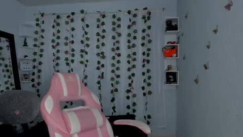 azumi saan online show from September 11, 2:44 am