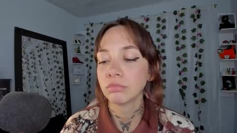 azumi saan online show from January 10, 2:35 am