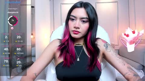 Azura online show from January 22, 7:45 pm