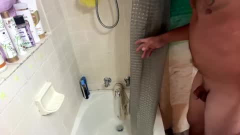 Htwnswangngape online show from December 2, 10:38 pm