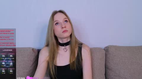 b4by_emilia online show from October 28, 8:07 am