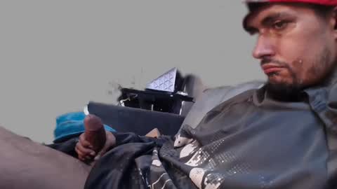 Snapshot of b_ill6669 chatting on October 29, 12:02 am bill9and1half online show from October 29, 12:02 am