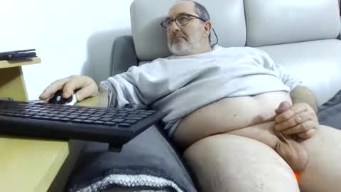 Snapshot of babacool96 chatting on February 24, 11:41 pm babacool 96 online show from February 24, 11:41 pm