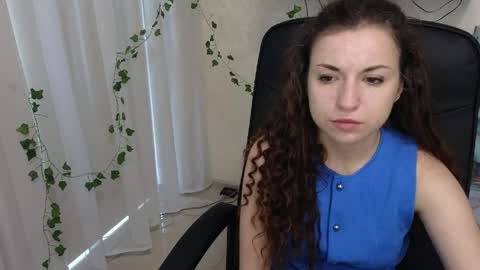 Snapshot of babby_anyaa chatting on June 4, 4:07 am Anya online show from June 4, 4:07 am