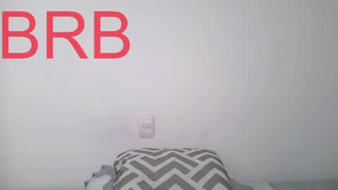 Snapshot of babeblair chatting on May 16, 2:19 am Queen B online show from May 16, 2:19 am