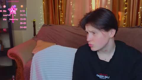 Snapshot of babees_eva chatting on January 9, 11:13 am Sweety Eva online show from January 9, 11:13 am