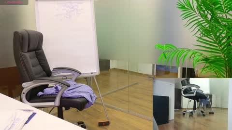 Olivia and Lexi online show from February 19, 8:22 am