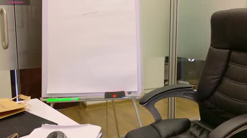 Olivia and Lexi online show from February 26, 8:15 am