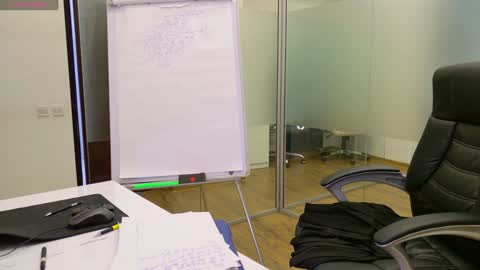 Olivia and Lexi online show from March 4, 8:24 am