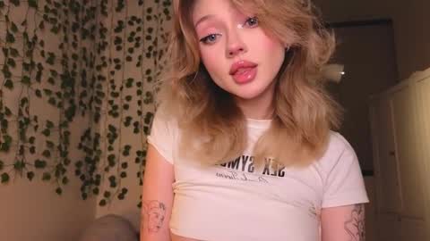 bb adele  online show from March 6, 8:37 pm