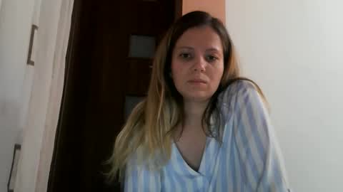 Baby Blonde online show from December 13, 8:04 pm