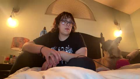 blue online show from March 26, 4:40 am