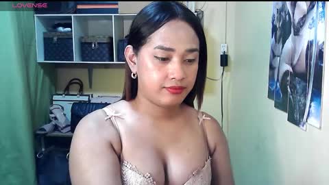 Snapshot of baby_cassandra chatting on December 3, 11:24 pm cassandra online show from December 3, 11:24 pm