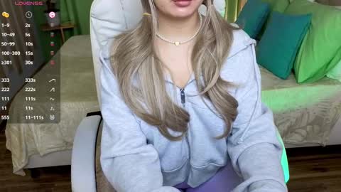 Debora online show from February 20, 6:46 pm