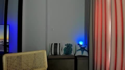 Call me baby  real name Eva   online show from December 18, 5:46 am