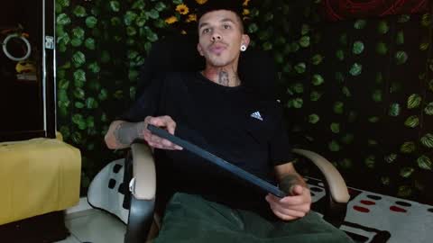 OF GxoXabs online show from December 4, 1:58 am