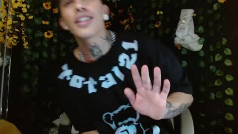 OF GxoXabs online show from December 11, 2:09 am