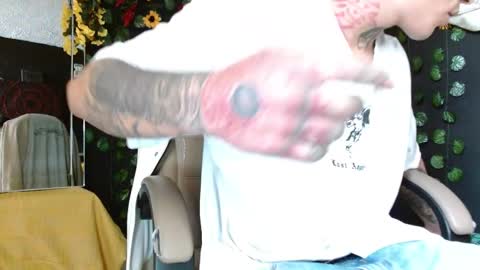 OF GxoXabs online show from December 16, 1:43 pm