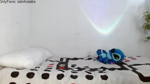 OF GxoXabs online show from February 3, 3:06 pm