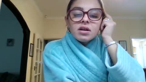 Snapshot of baby_girls2224 chatting on February 20, 10:05 am baby_girls2224 online show from February 20, 10:05 am