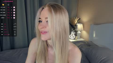 Snapshot of baby_is_ready chatting on December 23, 12:19 pm Emily online show from December 23, 12:19 pm