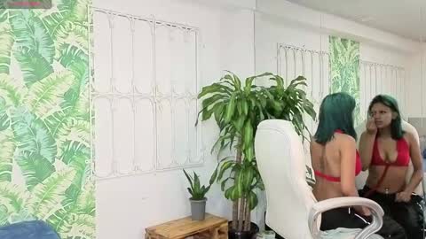 Snapshot of baby_julieta00 chatting on June 1, 11:34 am Julieta online show from June 1, 11:34 am
