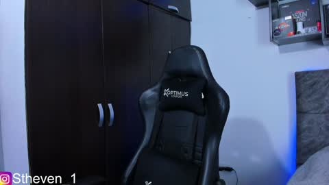 Junior       Independent Model online show from December 3, 7:43 am