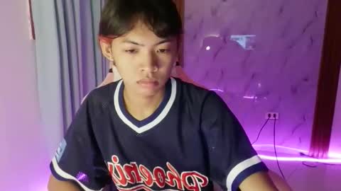baby_kel online show from April 12, 4:45 pm