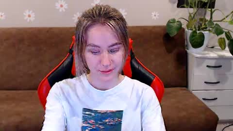 baby_kitte online show from March 3, 4:46 pm