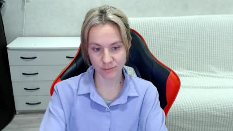 baby_kitte online show from October 28, 3:32 am